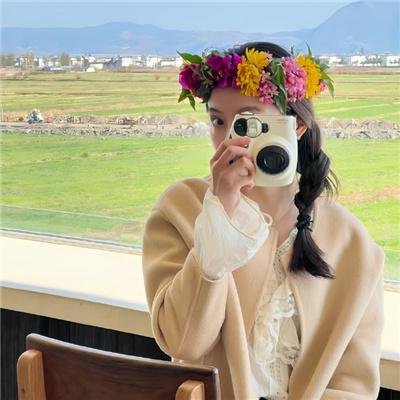 莠出良才